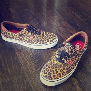 Vans Authentic Leopard